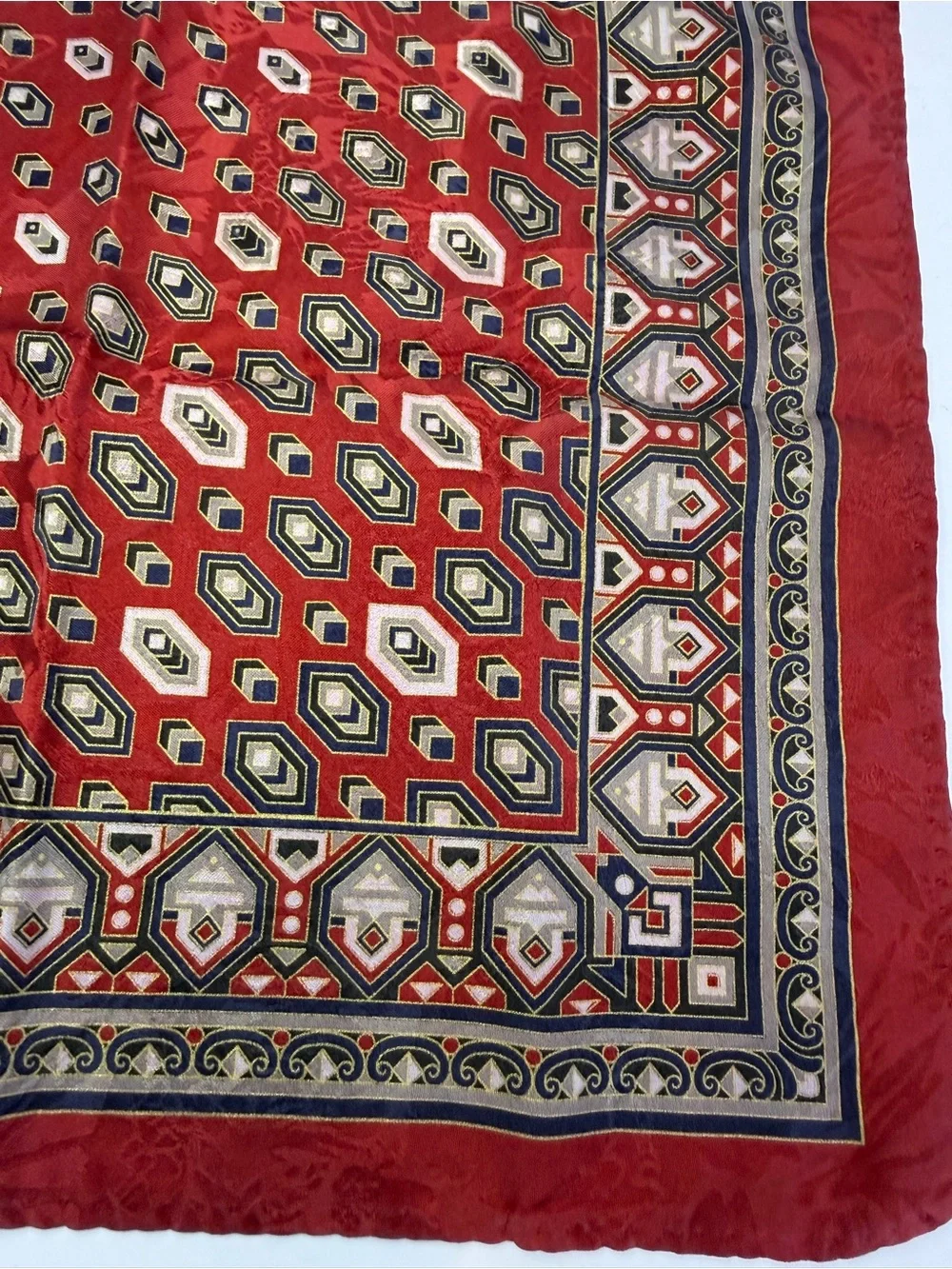 ❤️ Vintage Crimson Geometric Pocket Gentleman Handkerchief Square 12” x 12” ❤️